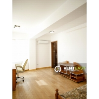 De inchiriat ! Apartament cu o camera in bloc nou situat in zona Piata Chirila