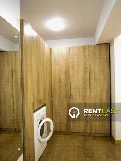 De inchiriat ! Apartament cu o camera in bloc nou situat in zona Piata Chirila