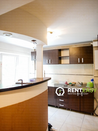 Apartament cu 2 camere de inchiriat situat in zona Piata Unirii
