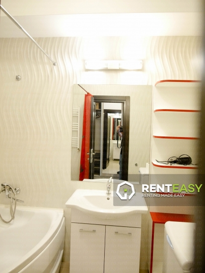De inchiriat ! Apartament cu doua camere in bloc nou situat in zona Palas