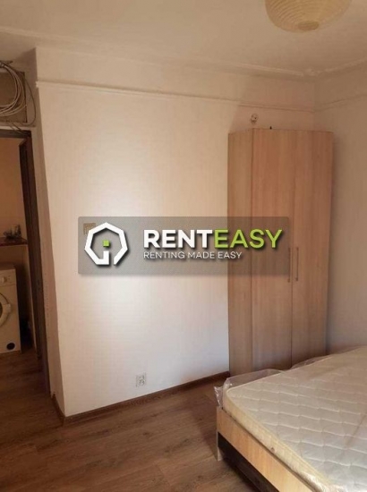 De inchiriat ! Apartament cu trei camere de inchiriat situat in zona Tg. Cucu