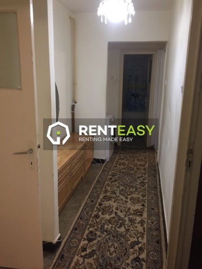 De inchiriat ! Apartament cu trei camere situat pe Bulevardul Stefan Cel Mare