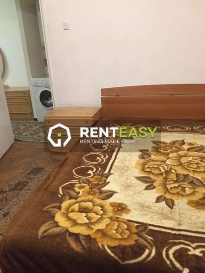 De inchiriat ! Apartament cu trei camere situat pe Bulevardul Stefan Cel Mare