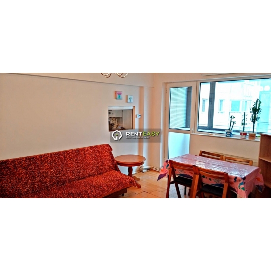 Apartament cu 3 camere de inchiriat situat in Iasi - zona Piata Unirii
