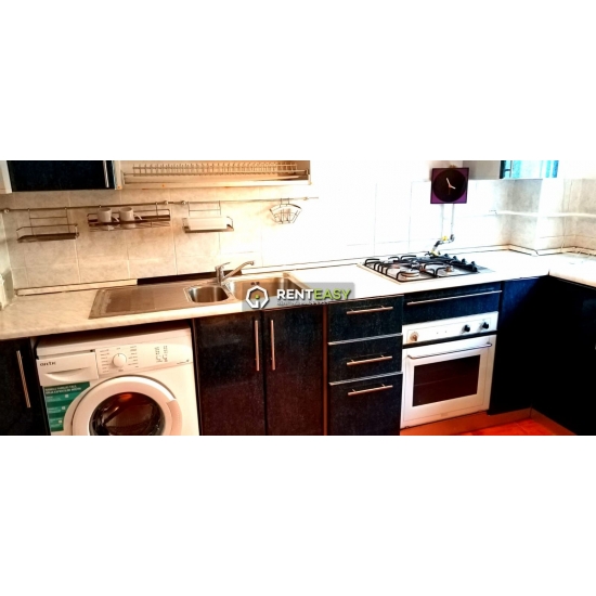 Apartament cu 3 camere de inchiriat situat in Iasi - zona Piata Unirii