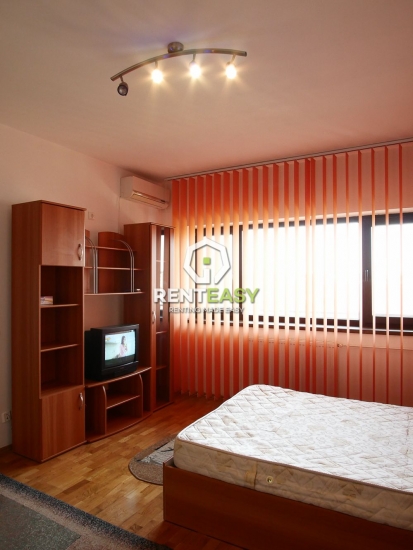 Apartament o camera bloc nou