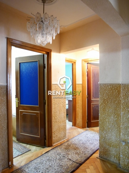 Apartament 4 camere Centru