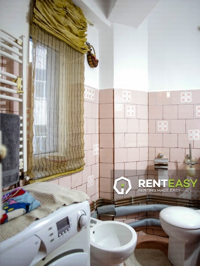 De inchiriat ! Apartament cu trei camere situat in zona Lapusneanu