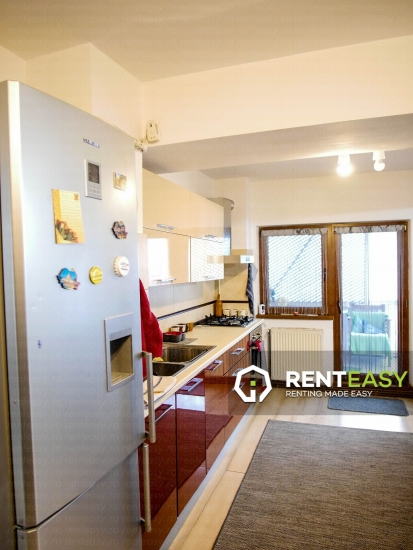 De inchiriat ! Apartament cu trei camere situat in zona Lapusneanu