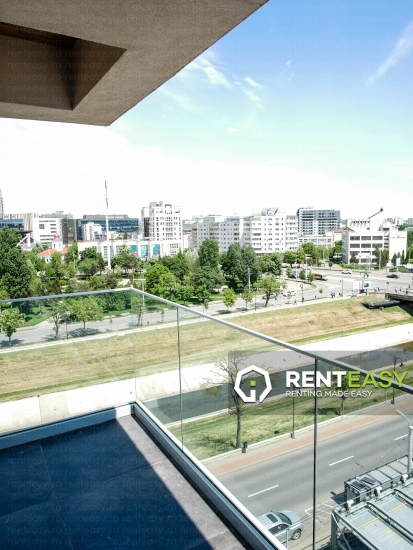 Prima inchiriere ! Penthouse cu 3 camere in bloc nou situat in zona Podu Ros