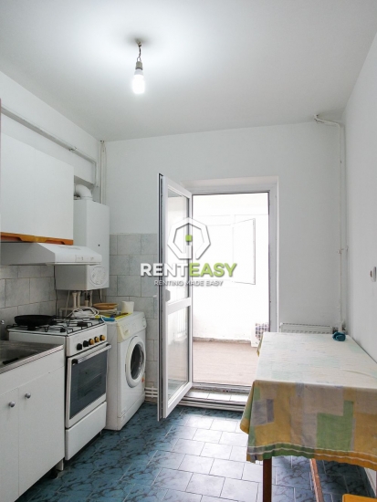 Apartament o camera Hala Centrala