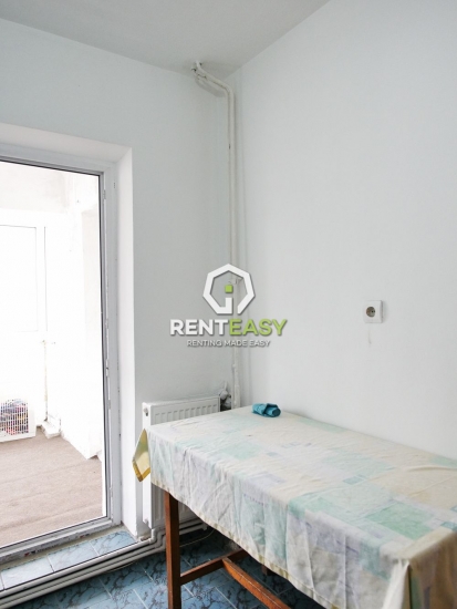 Apartament o camera Hala Centrala