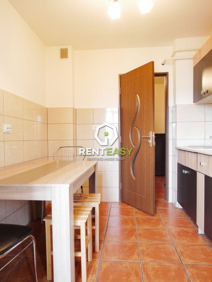 Apartament 3 camere decomandat de inchiriat langa Palas
