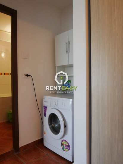 Apartament 3 camere decomandat de inchiriat langa Palas