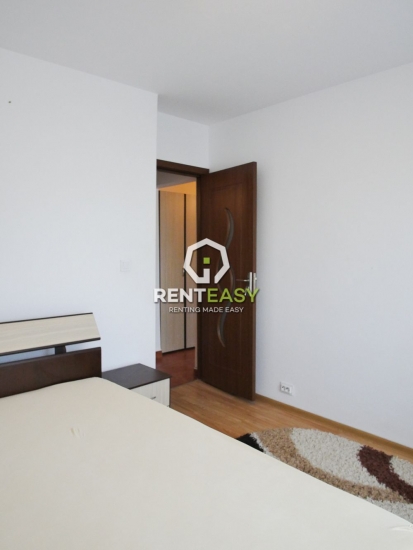 Apartament 3 camere decomandat de inchiriat langa Palas