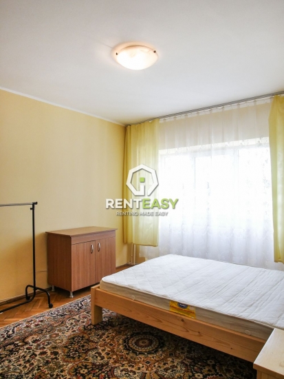 Apartament cu 2 camere decomandat situat in Centru - Podu de Fier