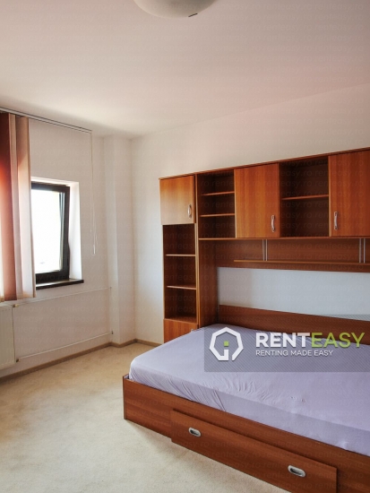 Apartament cu o camera de inchiriat