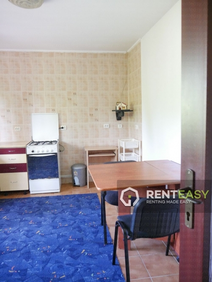 Casa cu 3 camere de inchiriat in Cug - Bucatarie