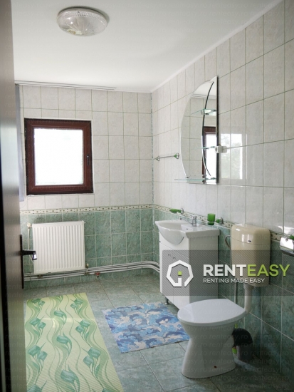 Casa cu 3 camere de inchiriat in Cug - Baie