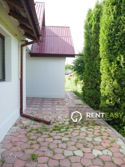 Casa cu 3 camere de inchiriat in Cug - Living