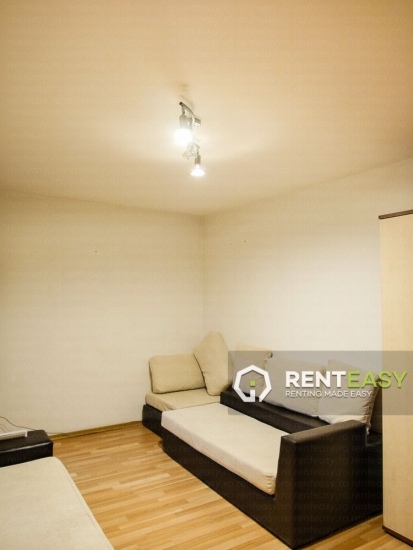 Apartament decomandat cu 3 camere Pacurari de inchiriat