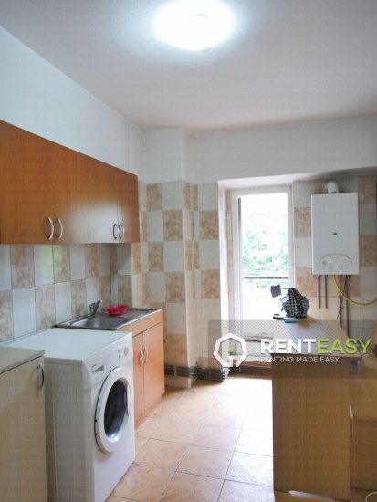 Apartament decomandat cu 2 camere de inchiriat in Independentei - UMF