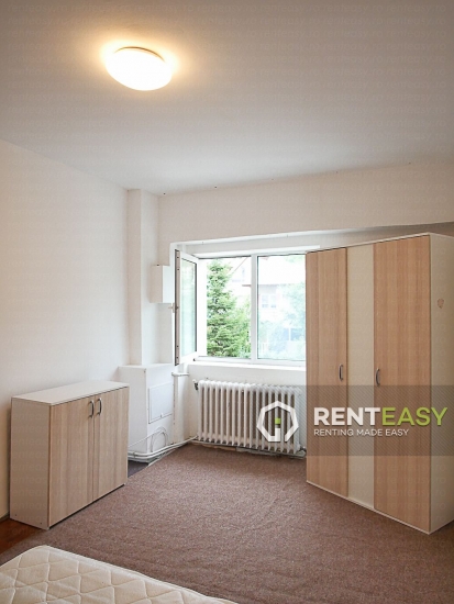 Apartament Decomandat cu 2 Camere de Inchiriat in Pacurari