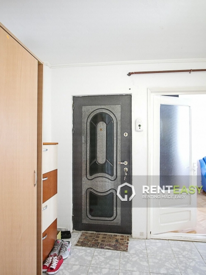 Apartament Decomandat cu 2 Camere de Inchiriat in Podul de Piatra