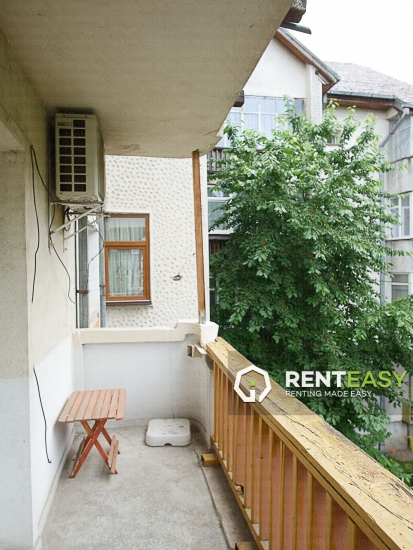 Apartament cu 3 camere de inchiriat in Iasi zona Targu Cucu