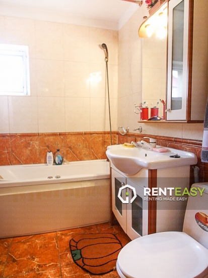 Apartament cu 3 camere de inchiriat in Iasi zona Targu Cucu