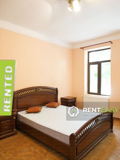 Vila cu 4 Camere de Inchiriat in Pacurari