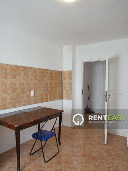 Apartament Nemobilat cu 2 Camere de Inchiriat in Pacurari