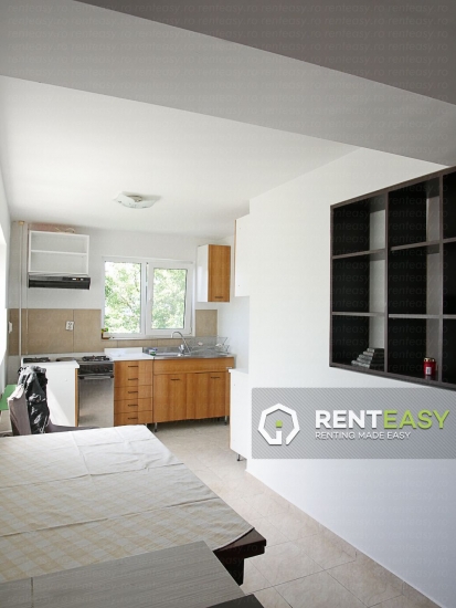 Apartament cu 3 Camere de Inchiriat la Vila in Moara de Vant
