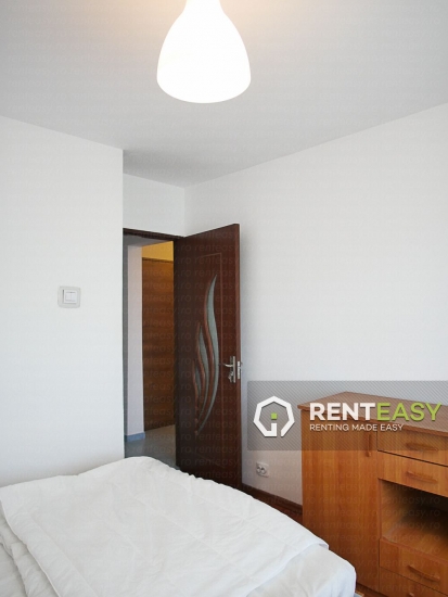 Apartament cu 3 Camere de Inchiriat in Tg. Cucu - Podul de FIer