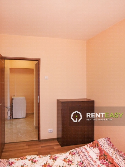 Apartament cu 3 Camere pe Anastasie Panu - Casa de Pensii de Inchiriat