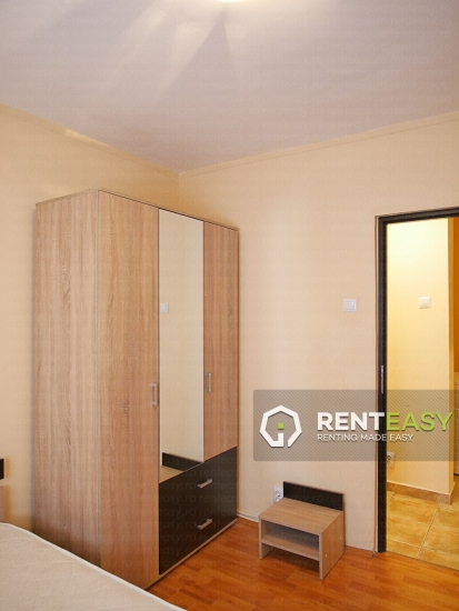 Apartament cu 3 camere de Inchiriat pe Anastasie Panu - Hala Centrala