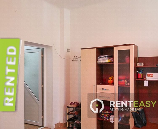 Apartament cu 2 Camere in spatele Mitropoliei de Inchiriat