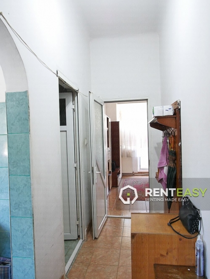 Apartament cu 2 Camere in spatele Mitropoliei de Inchiriat