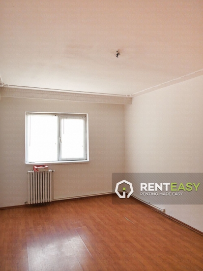 Apartament cu 3 Camere de Inchiriat in Canta
