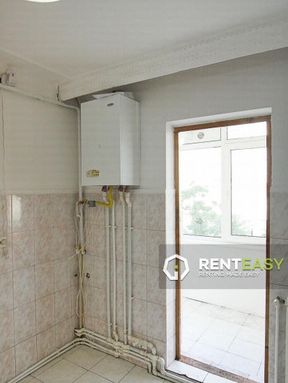 Apartament cu 3 Camere de Inchiriat in Canta