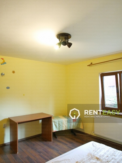 Casa cu 2 Camere in Zona Pasaj Nicolina pentru Inchiriat