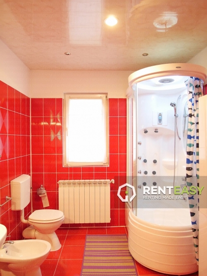 1 Minut de UMF! Apartament cu 3 Camere de Inchiriat