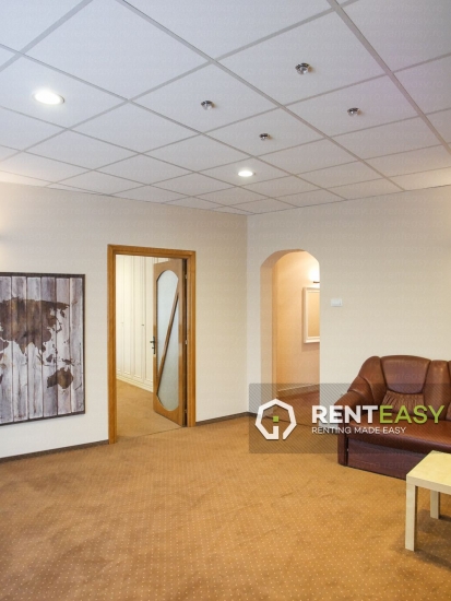 1 Minut de UMF! Apartament cu 3 Camere de Inchiriat