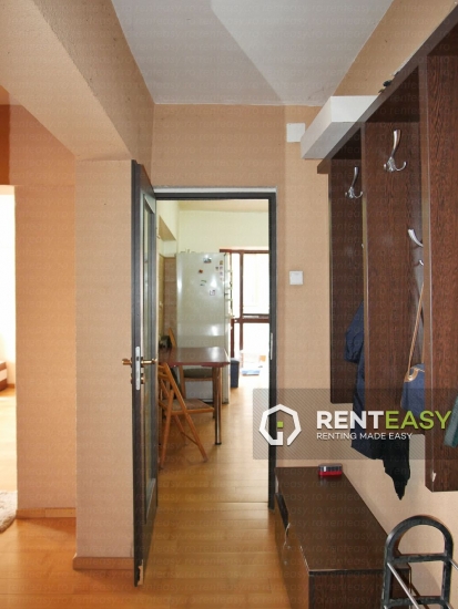 Apartament cu 3 Camere pe Stefan cel Mare de Inchiriat