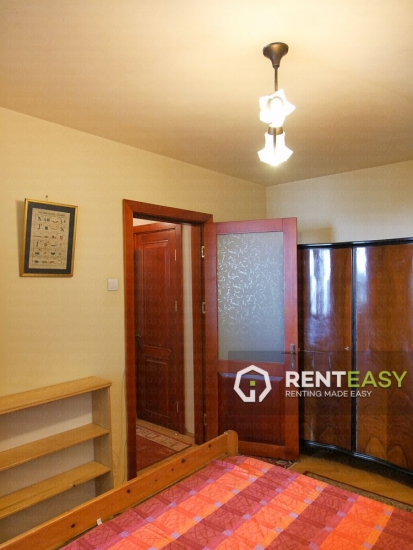 Apartament cu 3 Camere de Inchiriat in Podul de Piatra