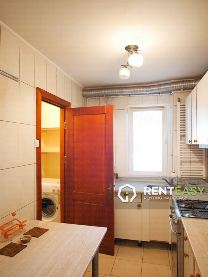 Apartament cu 3 Camere de Inchiriat in Podul de Piatra