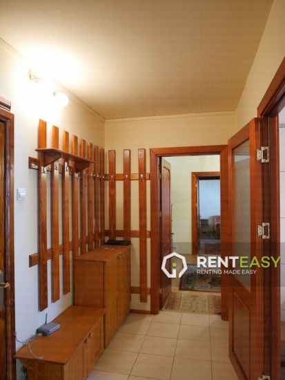 Apartament cu 3 Camere de Inchiriat in Podul de Piatra