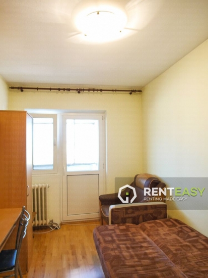 Apartament Decomandat cu 3 Camere in Pacurari de Inchiriat