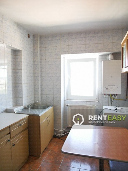 Apartament Decomandat cu 3 Camere in Pacurari de Inchiriat