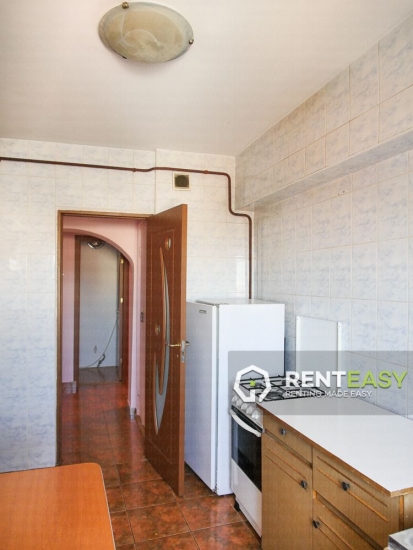 Apartament Decomandat cu 3 Camere in Pacurari de Inchiriat